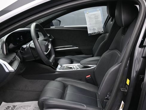 Used 2024 Lucid Air Grand Touring image 16