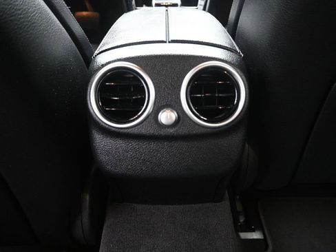 Used 2020 Mercedes-Benz C 300 4MATIC Sedan image 29