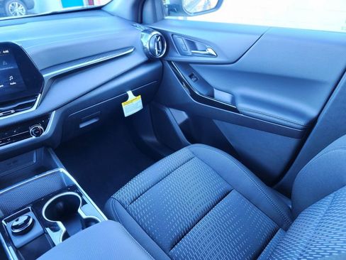 New 2026 Chevrolet Equinox LT image 13