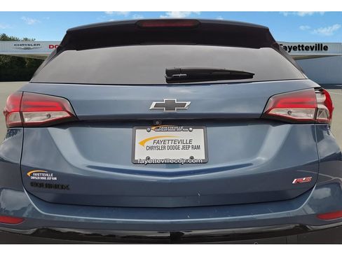 Used 2024 Chevrolet Equinox RS w/ RS Leather Package FWD image 10