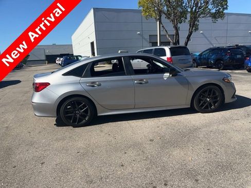 Used 2022 Honda Civic Sport image 9