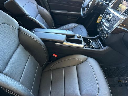 Used 2015 Mercedes-Benz ML 350 4MATIC image 31