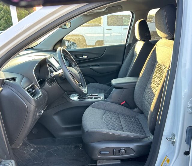 Used 2024 Chevrolet Equinox LT w/ LPO, Floor Liner Package FWD image 6