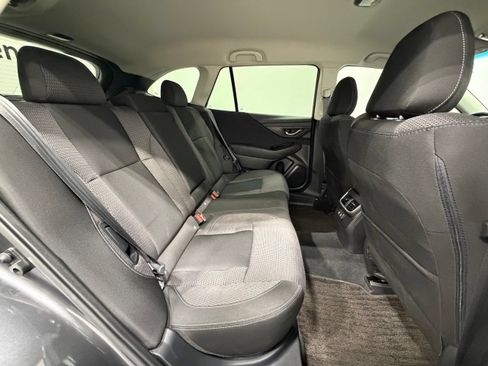 Used 2022 Subaru Outback Premium AWD/4WD image 27
