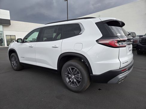 New 2025 GMC Acadia Elevation image 3