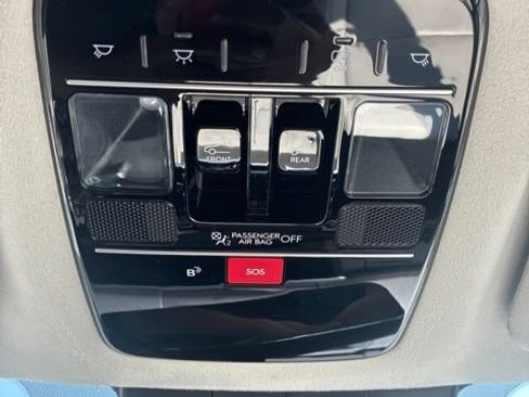 Used 2025 Hyundai Santa Fe Calligraphy AWD/4WD image 14