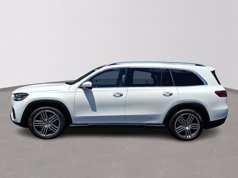Certified 2025 Mercedes-Benz GLS 450 4MATIC image 7