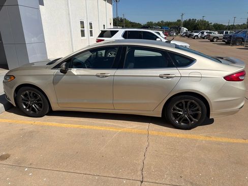 Used 2018 Ford Fusion S w/ Equipment Group 101A FWD image 8