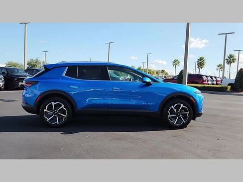 New 2026 Chevrolet Equinox EV LT image 28