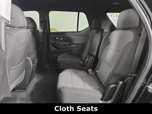 Certified 2023 Chevrolet Traverse LT FWD image 12