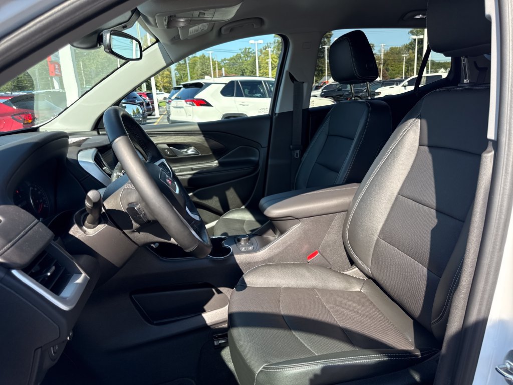 Certified 2023 GMC Terrain SLT FWD image 16