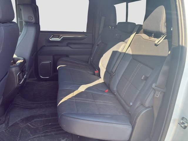 Used 2024 Chevrolet Silverado 2500 High Country w/ High Country Premium Package AWD/4WD image 13