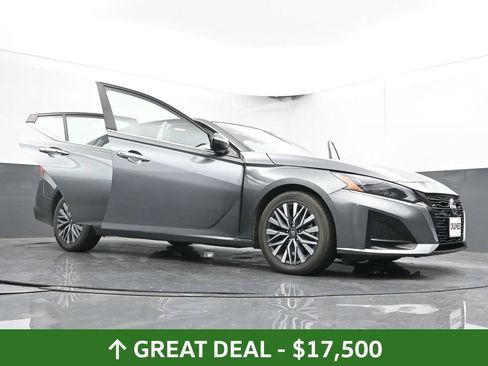 Used 2023 Nissan Altima 2.5 SV image 67