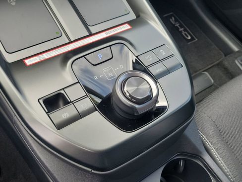 New 2026 Toyota C-HR image 19