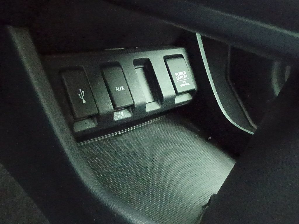 Used 2016 Honda HR-V LX image 24