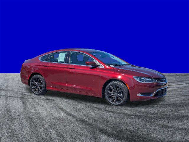 Used 2017 Chrysler 200 Limited Platinum FWD image 2