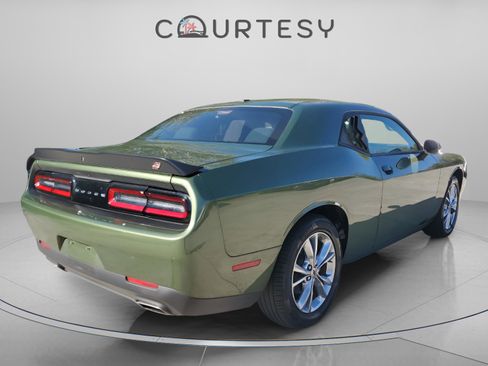 Certified 2023 Dodge Challenger SXT image 3