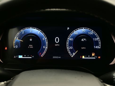 Used 2023 Jeep Grand Cherokee Limited image 24