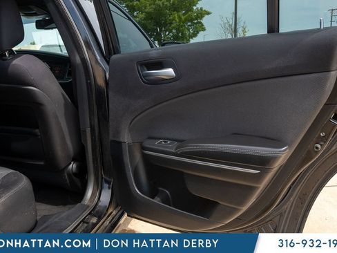 Used 2015 Dodge Charger SE w/ Popular Equipment Group RWD image 21