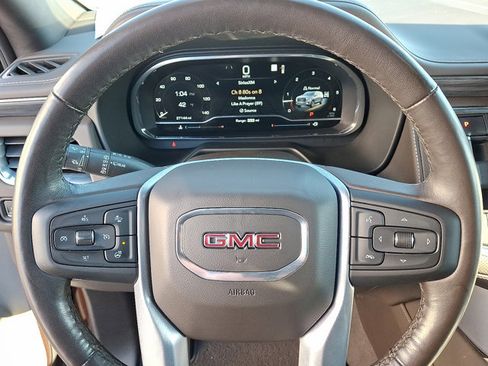 Used 2022 GMC Yukon SLT w/ SLT Luxury Package image 21