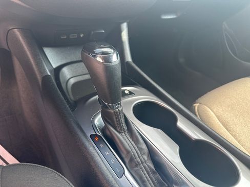 Used 2020 Chevrolet Malibu LS FWD image 20