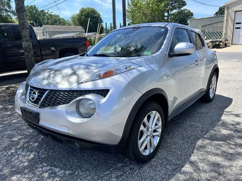 Used 2014 Nissan Juke SL AWD/4WD image 4