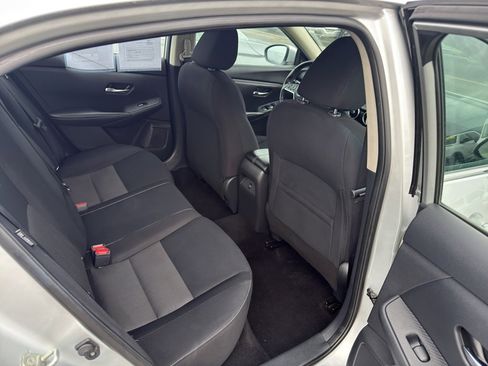 Used 2022 Nissan Sentra SV image 14