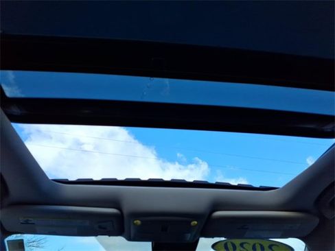 Used 2020 Nissan Rogue SL image 5