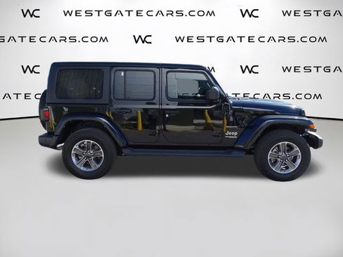 Used 2021 Jeep Wrangler Unlimited Sahara image 13