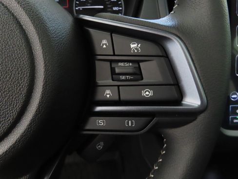 Used 2025 Subaru Forester Limited image 16