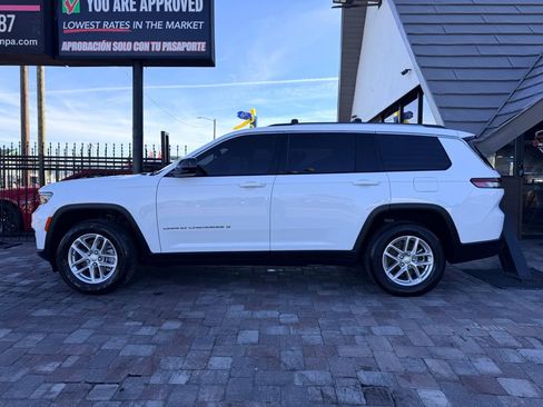 Used 2022 Jeep Grand Cherokee L Laredo w/ Luxury Tech Group I image 34