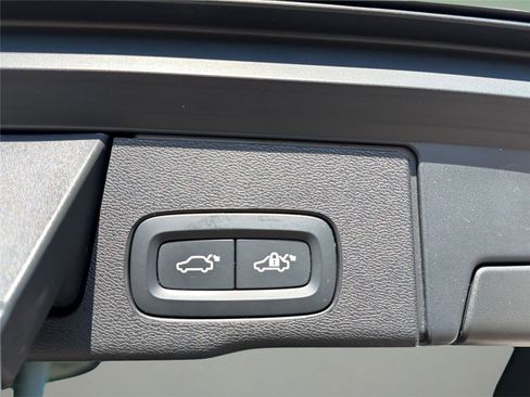 Used 2021 Volvo XC60 T8 Inscription Expression AWD/4WD image 25