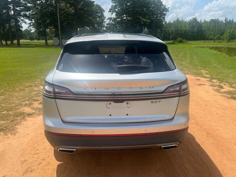 Used 2019 Lincoln Nautilus Reserve FWD image 7