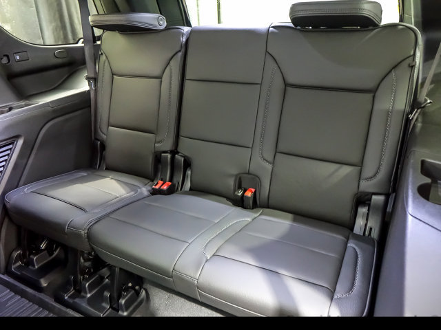 New 2027 GMC Yukon Denali w/ Denali Reserve Package AWD/4WD image 11