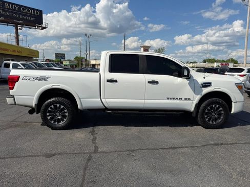 Used 2019 Nissan Titan PRO-4X AWD/4WD image 2