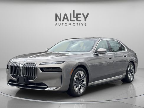 Certified 2024 BMW i7 xDrive60 image 1