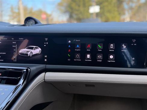 Used 2025 Porsche Panamera 4 image 41