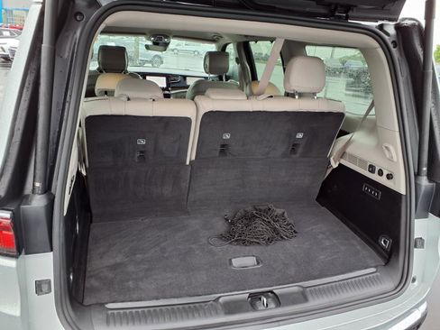 Used 2022 Jeep Wagoneer Series III w/ Convenience Group I AWD/4WD image 30