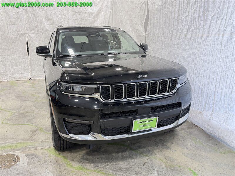 Used 2021 Jeep Grand Cherokee L Limited AWD/4WD image 34