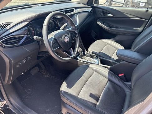 Used 2022 Buick Encore GX Essence image 8