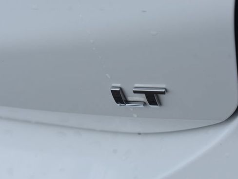 Certified 2020 Chevrolet Equinox LT FWD image 15