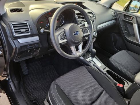 Used 2018 Subaru Forester 2.5i w/ Alloy Wheel Package image 17