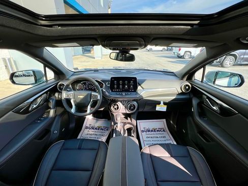 New 2025 Chevrolet Blazer Premier w/ Enhanced Convenience Package image 2
