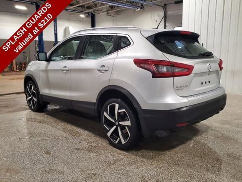 Used 2022 Nissan Rogue Sport SL image 3