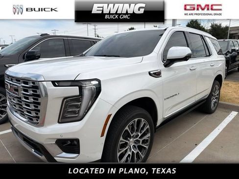 Used 2025 GMC Yukon Denali w/ Denali Reserve Package AWD/4WD image 1