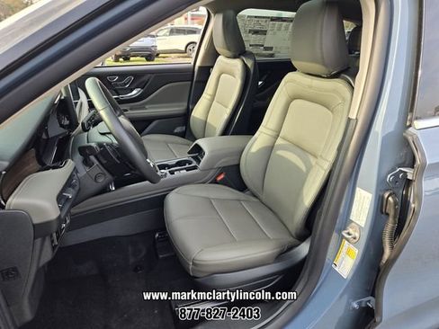 New 2026 Lincoln Corsair Grand Touring image 5