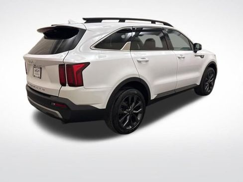 Certified 2022 Kia Sorento X-Line EX AWD/4WD image 5