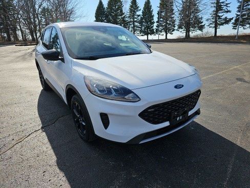 Used 2020 Ford Escape SE Sport image 8
