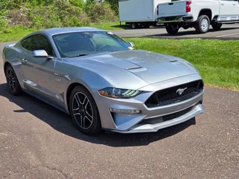 Used 2021 Ford Mustang GT RWD image 1