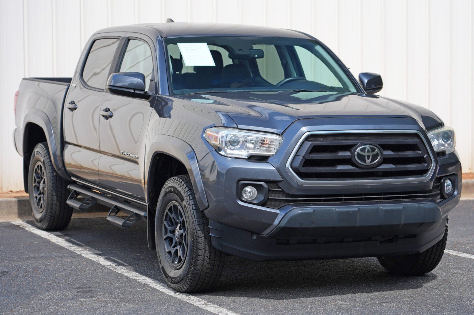 Used 2020 Toyota Tacoma SR5 RWD image 46